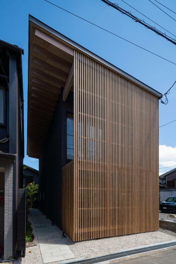ホテル 群青の月 金沢市 エクステリア 写真